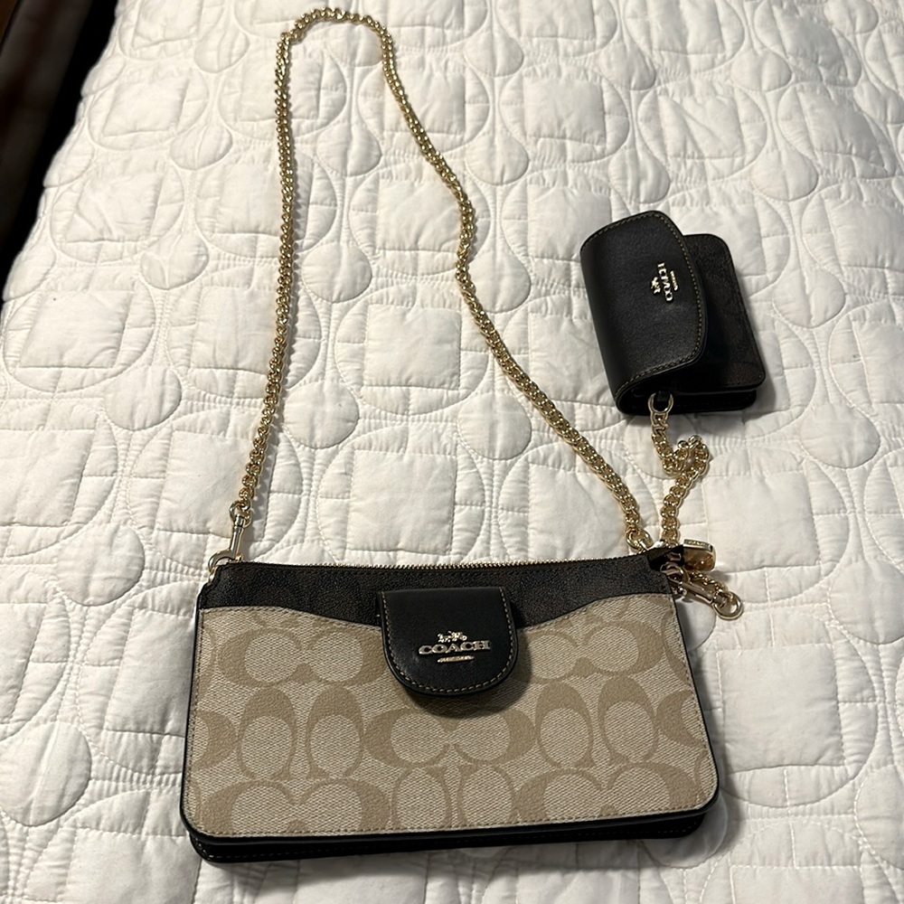 Coach small handbag. New but no tags. Never used!